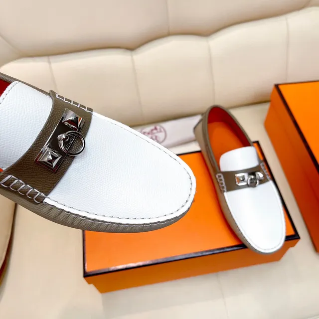 Hermès Oran Loafer White and Olive Green Leather Loafers 3