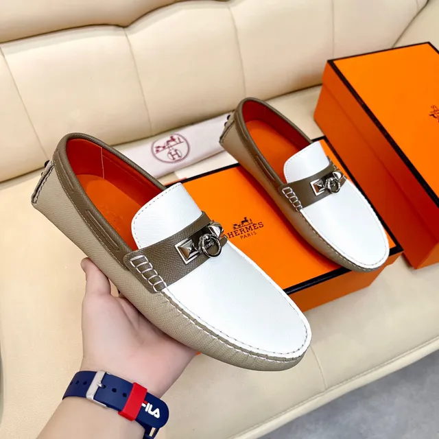 Hermès Oran Loafer White and Olive Green Leather Loafers 6
