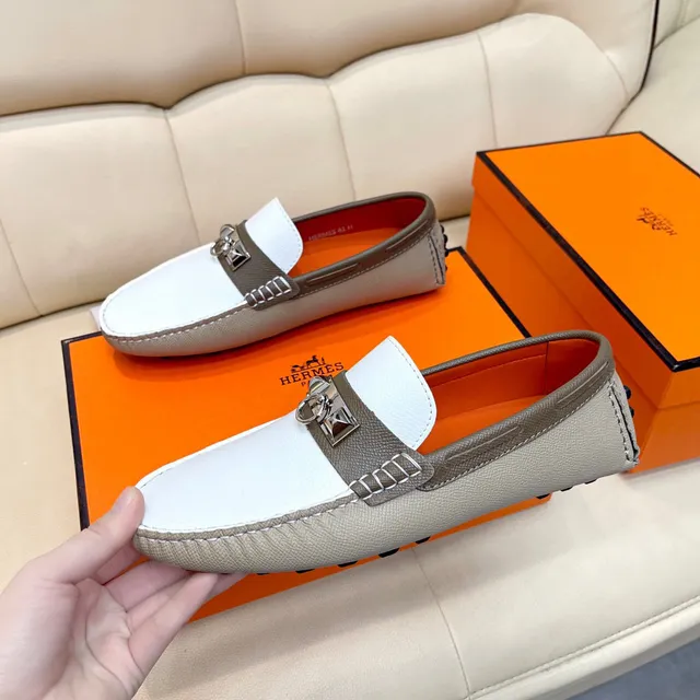 Hermès Oran Loafer White and Olive Green Leather Loafers 8