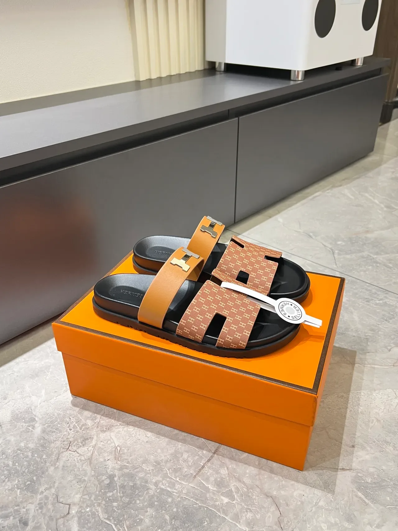 Hermès Oran 印花 双带 拖鞋 11