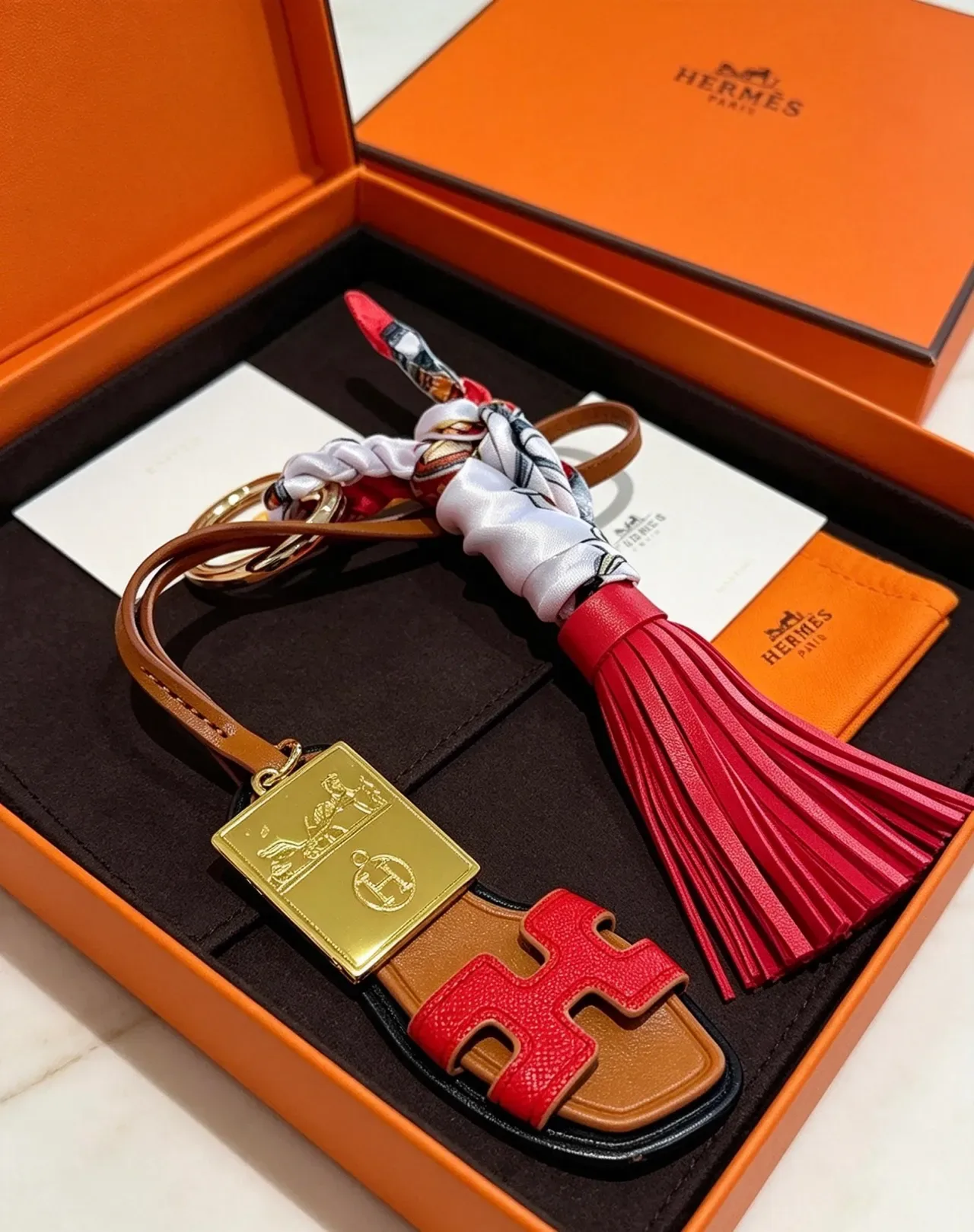 Hermès Oran Bolso H Rojo Marrón Cuero Motivo Pañuelo de Seda 4
