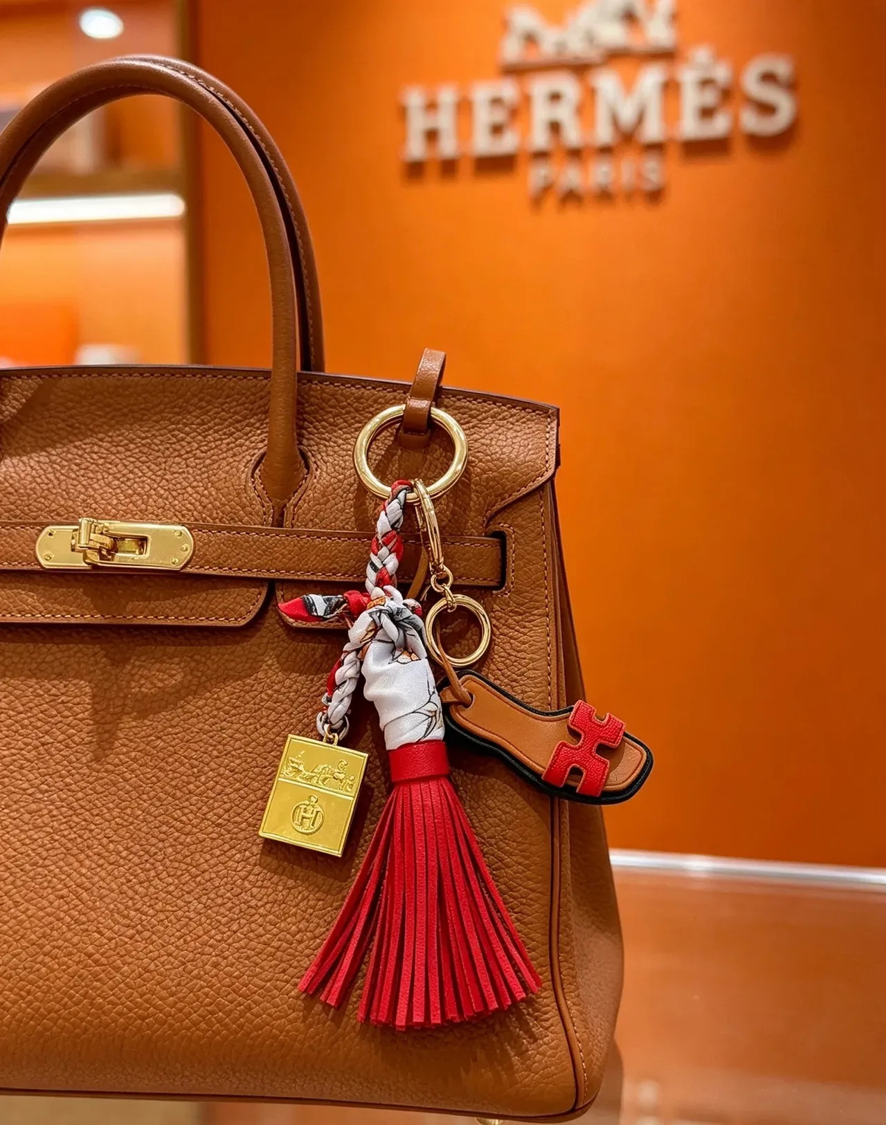 Hermès Oran Bolso H Rojo Marrón Cuero Motivo Pañuelo de Seda 5