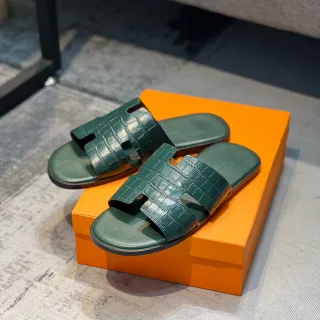 Hermès Oran Slide 绿色鳄鱼压纹皮革拖鞋