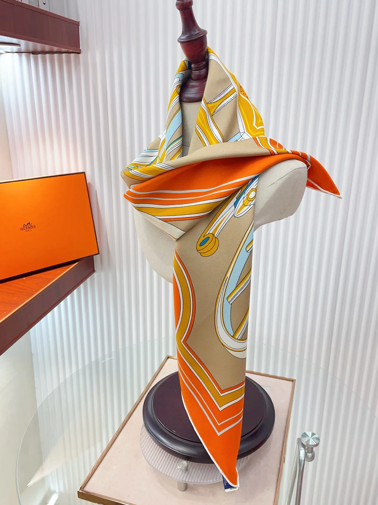 Hermès Phaeton's Wheel Orange Pink Silk Scarf 3
