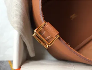 Hermès Picotin Lock 土褐色 粒面皮革 水桶包 4