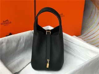 Hermès Picotin Lock 土褐色 粒面皮革 水桶包 15