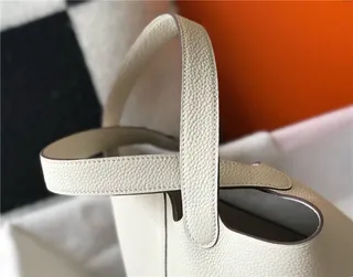 Hermès Picotin Lock 土褐色 粒面皮革 水桶包 22
