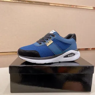 Hugo Boss 蓝色和黑色网面麂皮休闲运动鞋