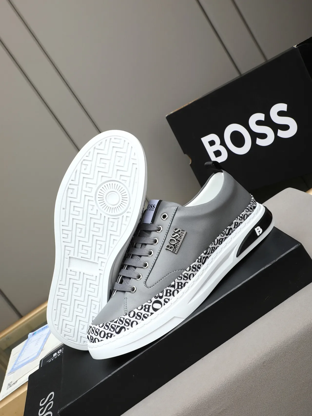 Hugo Boss Gray Leather Monogrammed Lifestyle Sneakers 4