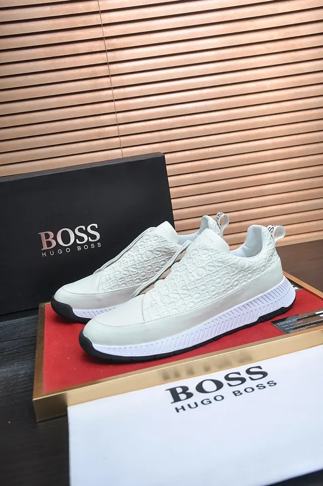 Hugo Boss सफेद काला एम्बॉस्ड लोगो अपर स्लिप-ऑन कंस्ट्रक्शन लाइफस्टाइल स्नीकर 3