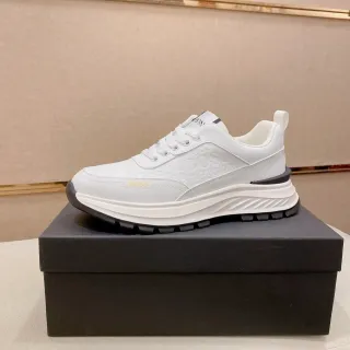 Hugo Boss 白色黑色浮雕莫诺格拉姆厚底雕塑鞋底生活休闲鞋