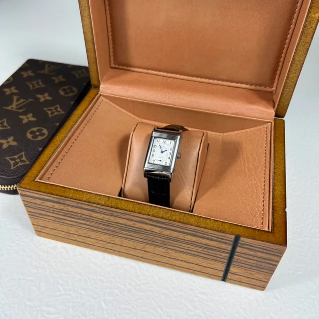 Jaeger-LeCoultre 黑白长方形凸纹纹理表壳 花纹雕刻表盘 机械腕表 2