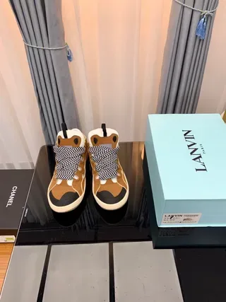 Lanvin Zapatillas lifestyle marrón negro con cierre de correa y tejido zigzag 9