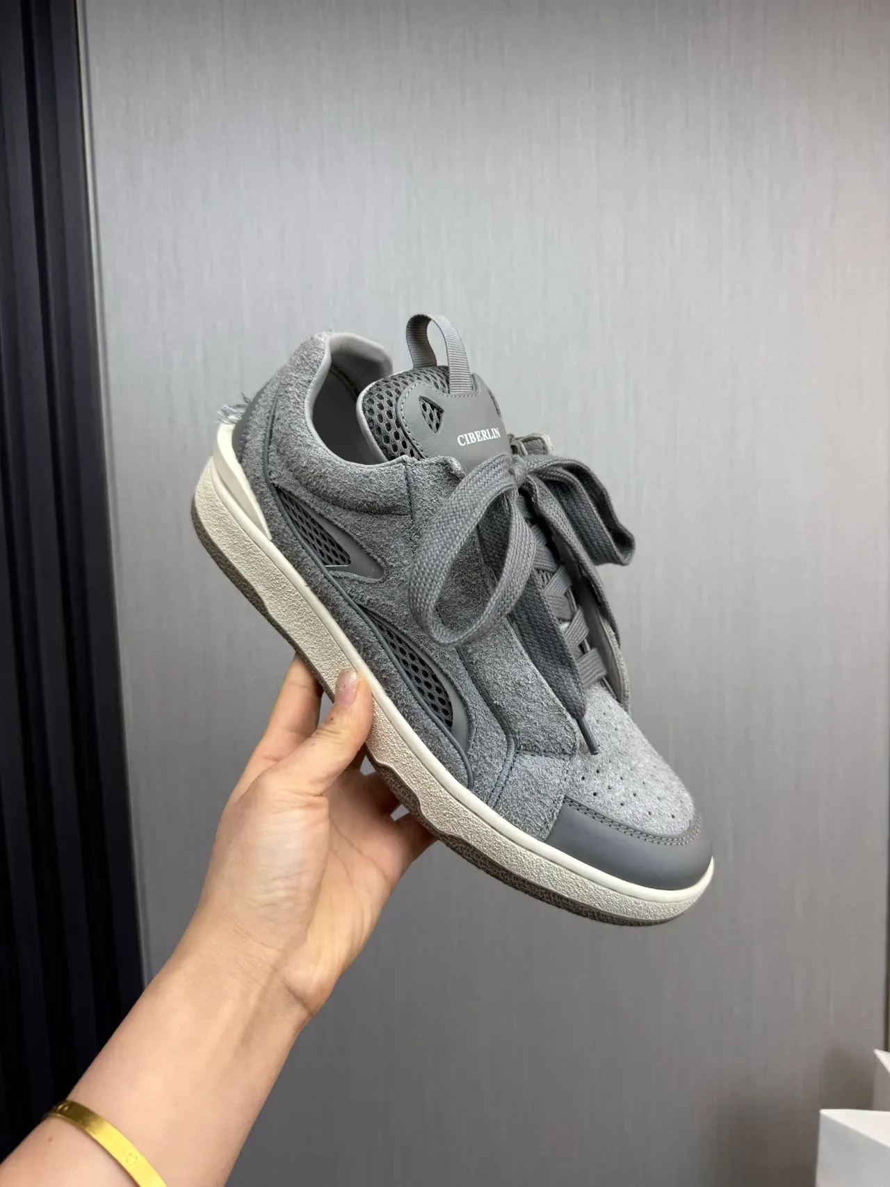 Lanvin Gris Daim Maille Perforée Pointe Basket Lifestyle 8