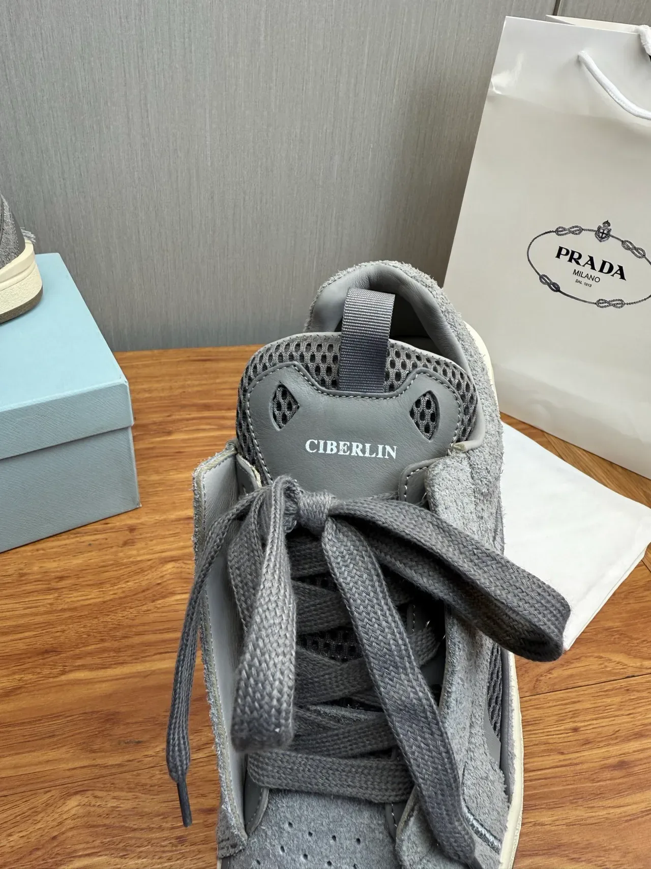 Lanvin Gris Daim Maille Perforée Pointe Basket Lifestyle 9