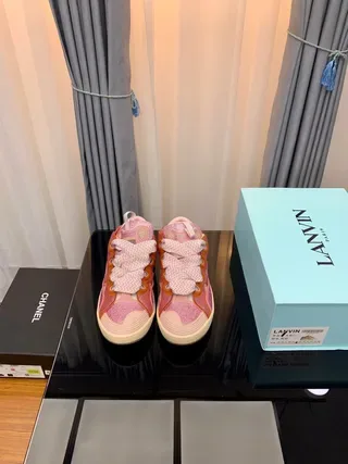 Lanvin Sneakers lifestyle rose avec maille brillante et bretelle ondulée 2