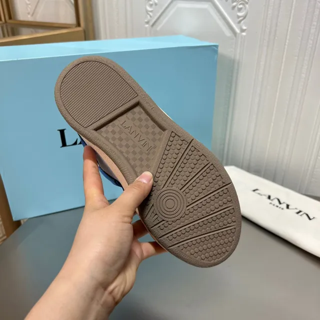 Lanvin Run-Through tênis lifestyle azul vermelho com cadarços zigzag 2