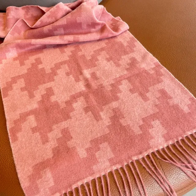 Loeve Anagram Monogram Rosa Cachemira Bufanda 5