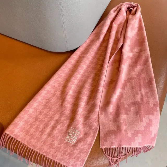 Loeve Anagram Monogram Rosa Cachemira Bufanda 6
