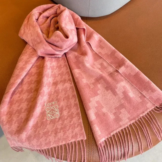 Loeve Anagram Monogram Rosa Cachemira Bufanda 7