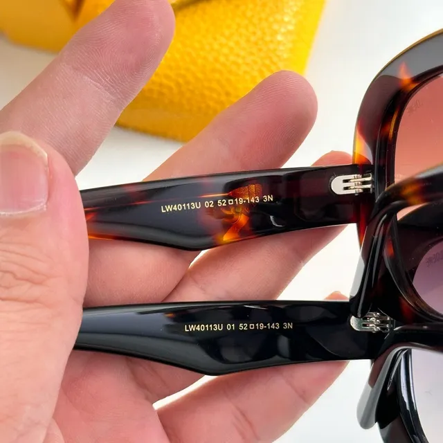Loeve marron noir acétate branches doré gravure lunettes de soleil 9
