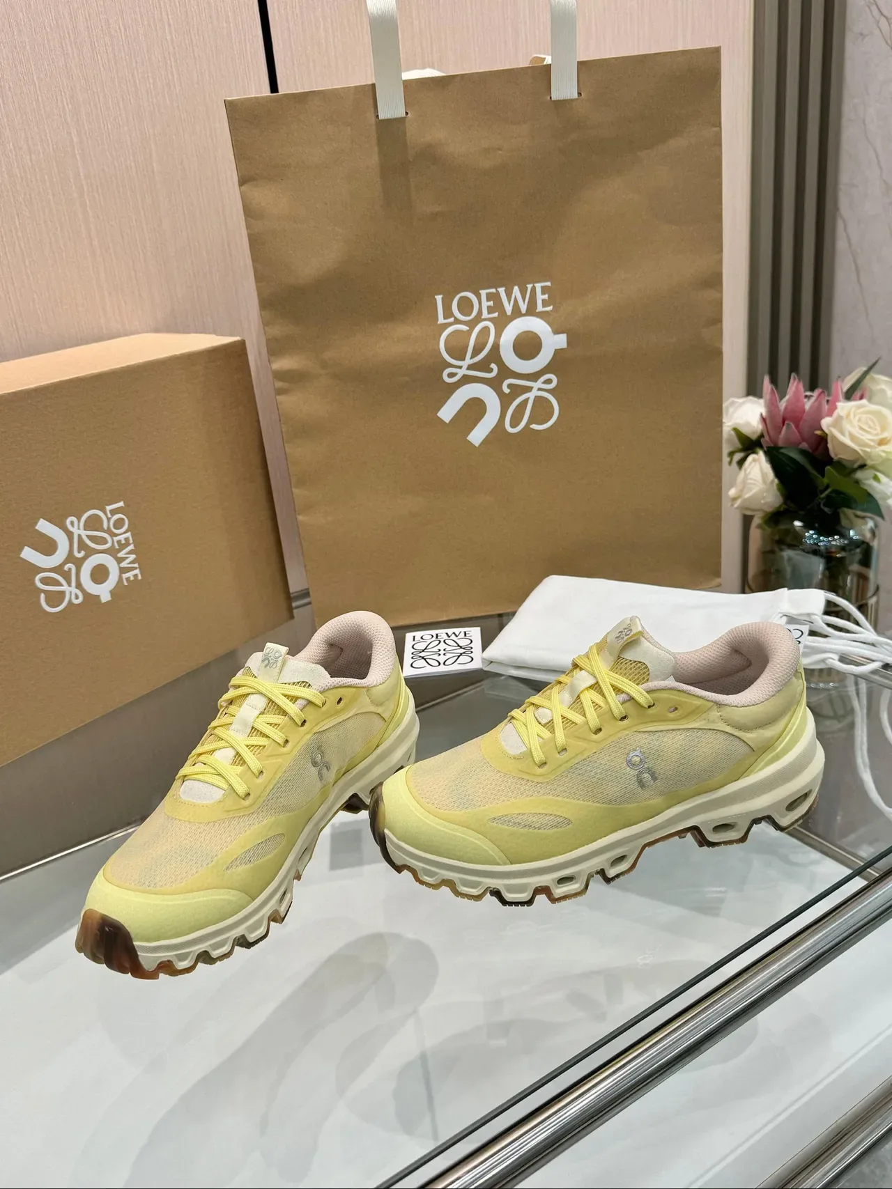 Loewe Flow Runner 2.0 Amarelo Pálido Sneakers Lifestyle 7