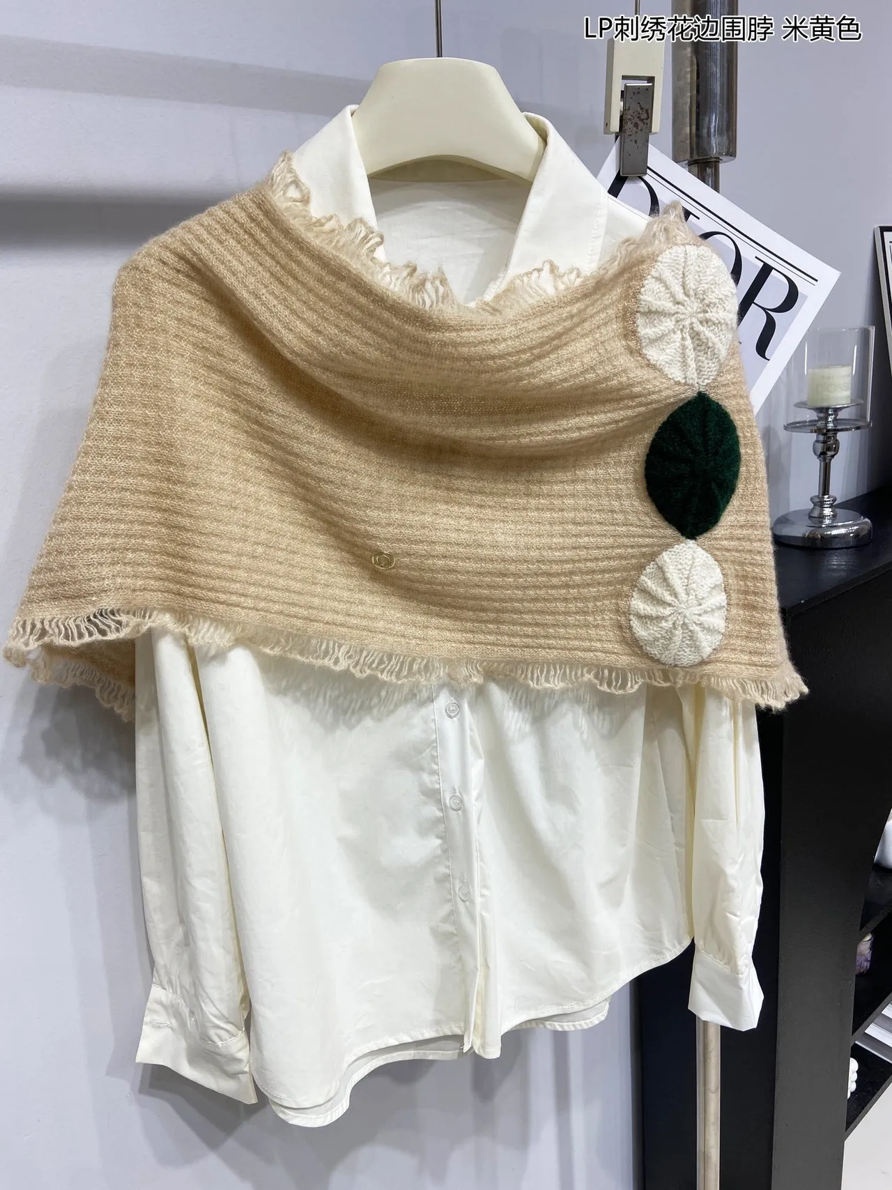 Loro Piana Bege Verde Motivos Florais Bordados Borda franjada Cachecol de Cachemira 6