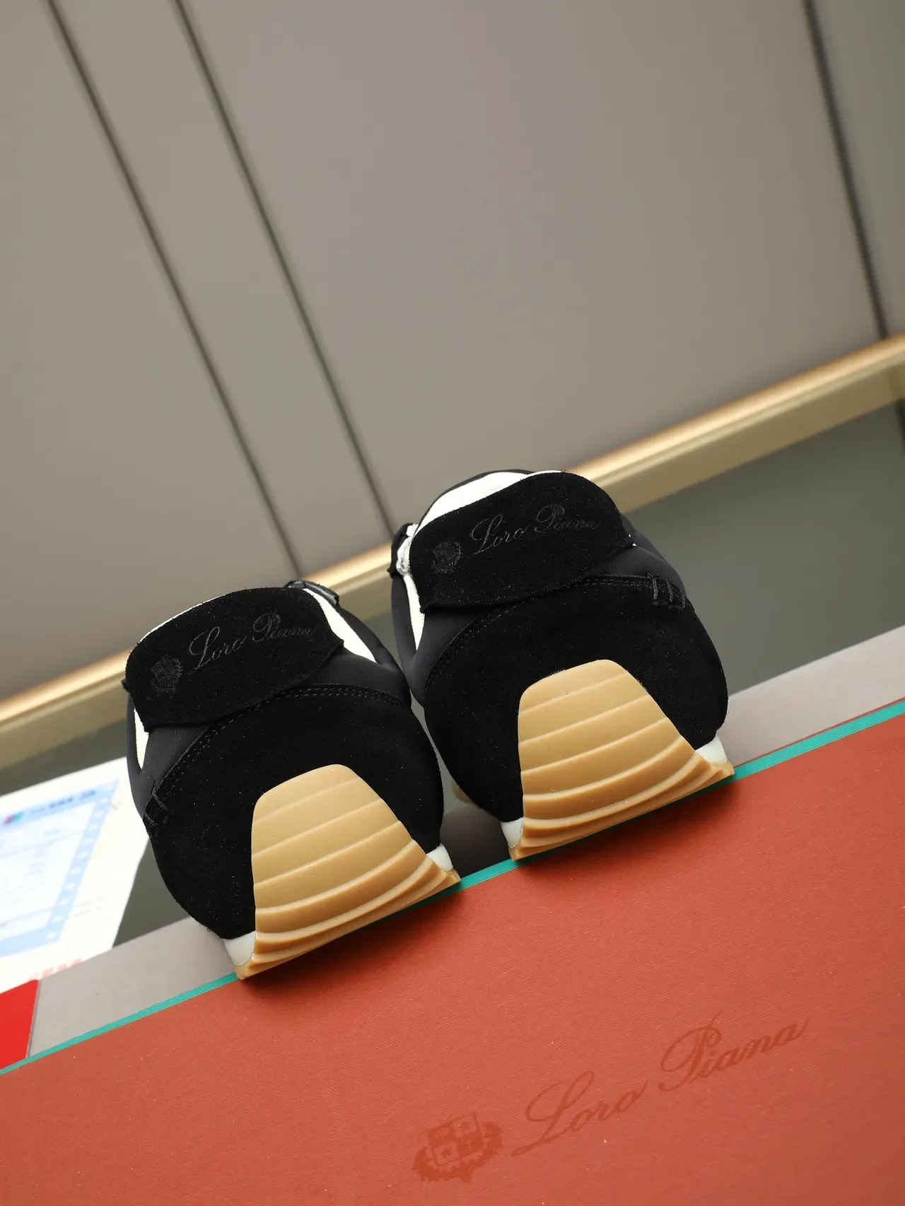 Loro Piana Sneakers Lifestyle Daim et Nylon Noir 4