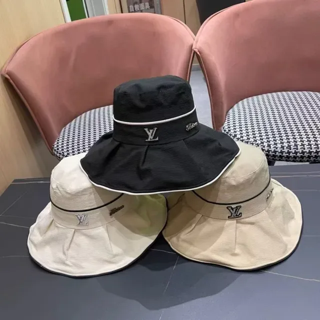 Louis Vuitton Beige Black Structured Pleated Crown Band Bucket Hat 2