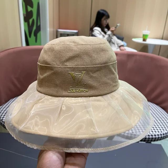 Louis Vuitton 米色金色 结构皇冠 薄纱褶边叠加 桶帽 3