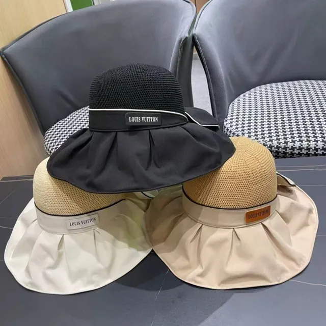 Louis Vuitton Chapeau de seau beige blanc couronne paille tressée plissée bord satiné 10