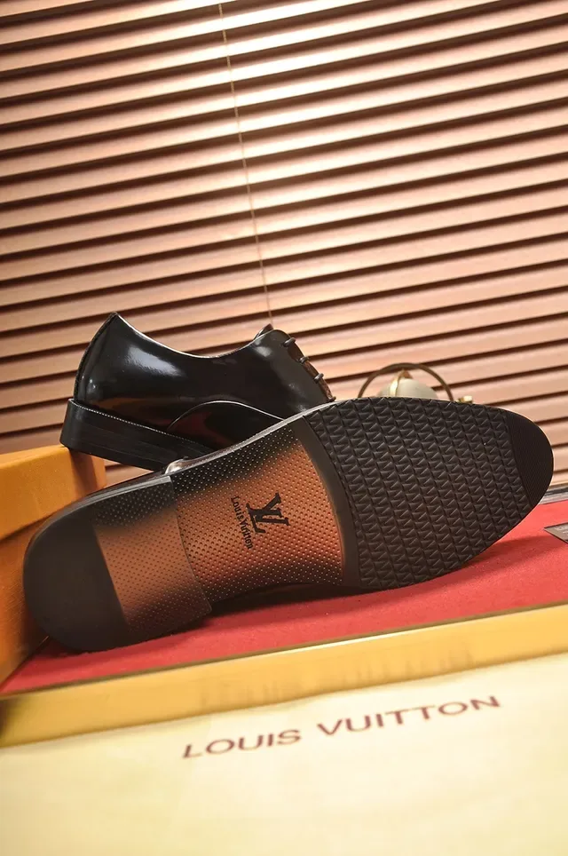 Louis Vuitton Sapatos Oxford Preto Brilhante Cap Toe 3