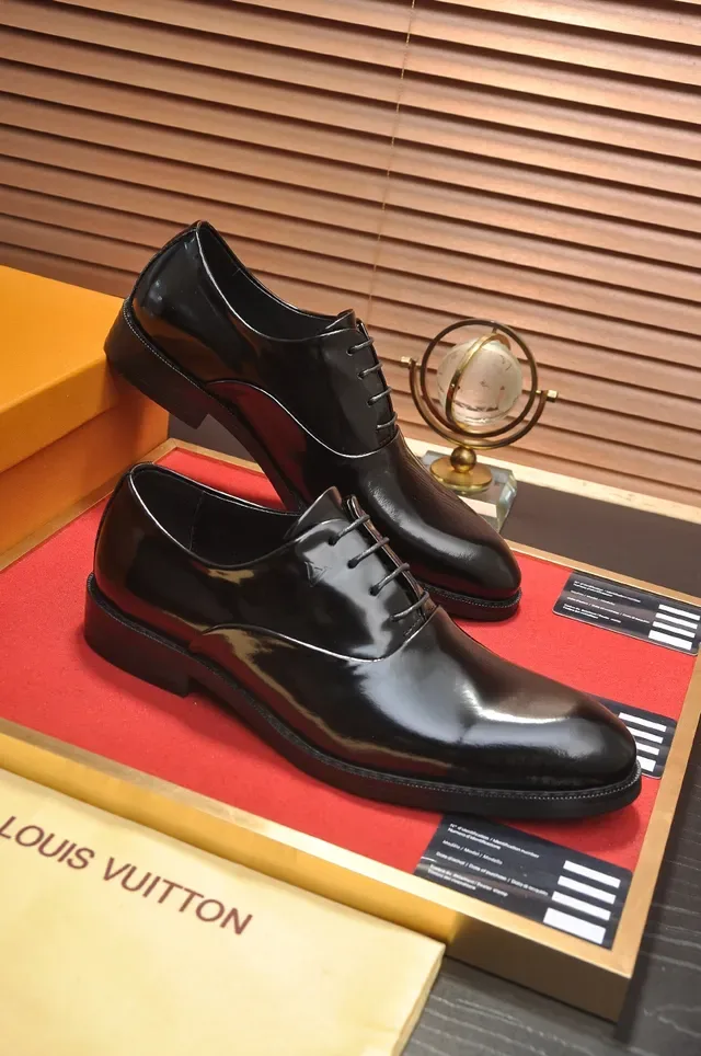 Louis Vuitton Sapatos Oxford Preto Brilhante Cap Toe 4