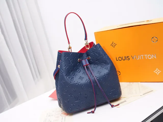 Louis Vuitton Black Gold Embossed Monogram Leather Drawstring Closure Bucket Bag 10