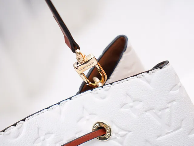 Louis Vuitton Black Gold Embossed Monogram Leather Drawstring Closure Bucket Bag 15