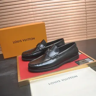 Louis Vuitton Mocassins en Cuir Noir à Bride Penny