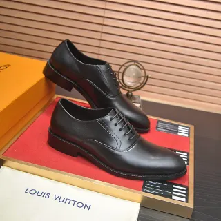 Louis Vuitton কালো পলিশড লেদার ক্যাপ-টু অক্সফোর্ড জুতা