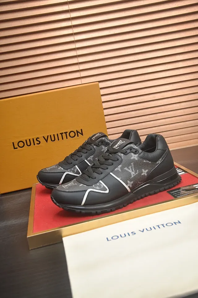 Louis Vuitton Noir Argent Monogramme Toile Cuir Perforé Lifestyle Sneakers 4