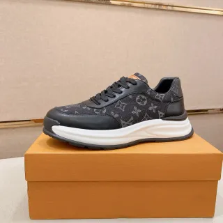 Louis Vuitton Negros Blancos Monograma Lona Cuero Solapaduras Lifestyle Sneakers