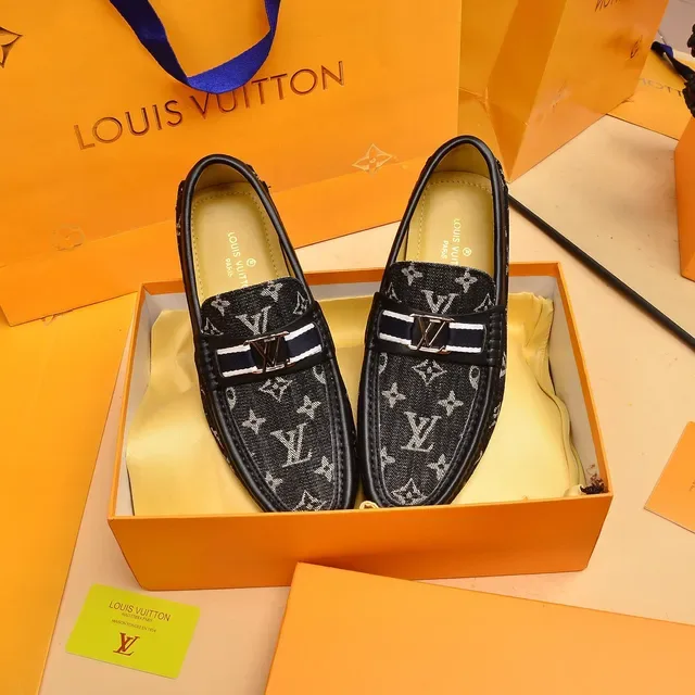Louis Vuitton Black White Monogram Canvas Leather-Trimmed Loafer 8