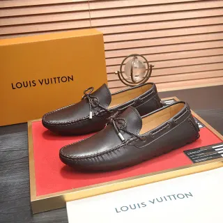 Louis Vuitton بني بيج جلد داكن مزخرف رباط معقود دانتيل لافر