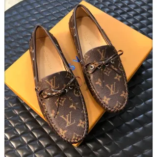 Louis Vuitton भूरा बेज मोनोग्राम कैनवास लेदर बुनावट वाला किनारा लोअफर