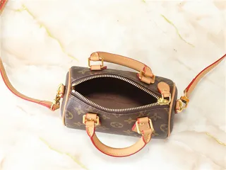 Louis Vuitton भूरा बेज संरचित टॉप हैंडल Monogram कैनवास टोट बैग 11