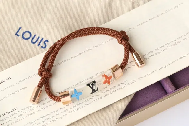 Louis Vuitton Pulseira Marrom Dourado Corda Trançada Frasco de Vidro 4