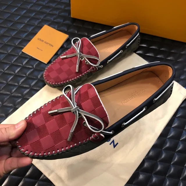 Louis Vuitton Burdeos Marino Damier a cuadros Parte superior Detalle lazo plateado Mocasín 5