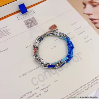 Louis Vuitton Conquérant سوارة سلسلة مطلى بالمينا باللون الأزرق والبرتقالي