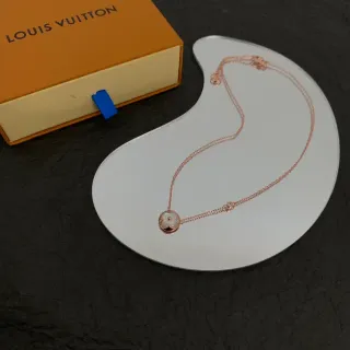 Louis Vuitton ফ্লোরাল পেন্ডেন্ট সোনা সাদা গোলাপ চেইন মাদার অফ পার্ল নেকলেস