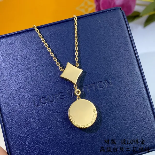 Louis Vuitton Collar con motivo de flor en tono dorado madreperla 6