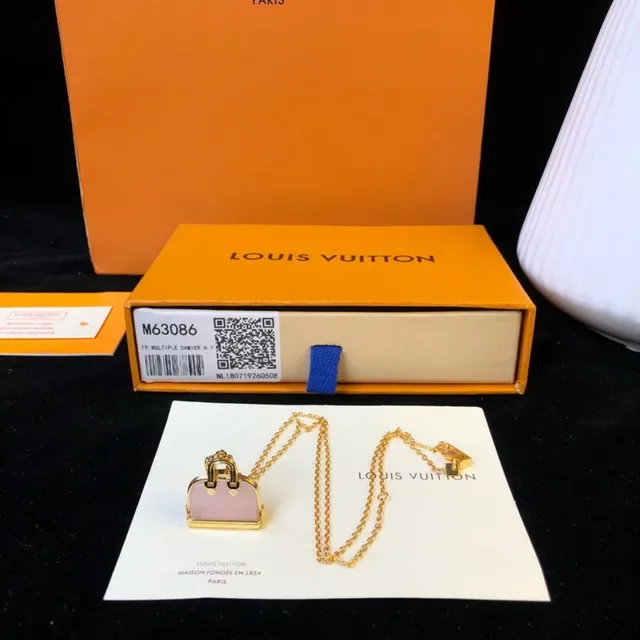 Louis Vuitton Collier Pendentif Sac Doré et Rose en Métal 8