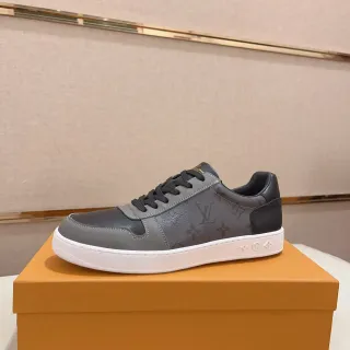 Louis Vuitton Sneakers Lifestyle Gris y Negro Cuero Monogramado Low Top